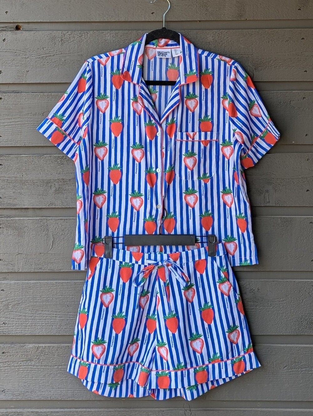 NWOT Bouffants & Broken Hearts Women 2 Pc Short Sleeve Striped Pajama Set Small